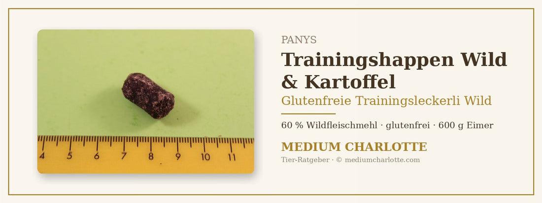 Glutenfreie Trainingsleckerli Wild – ein PANYS Trainingshappen Wild neben dem Massband